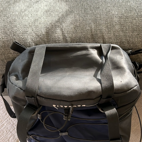 The North Face Navy Men’s Borealis Packpack - Picture 6 of 12